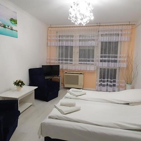 Anna Apartman Сегед Екстериор снимка